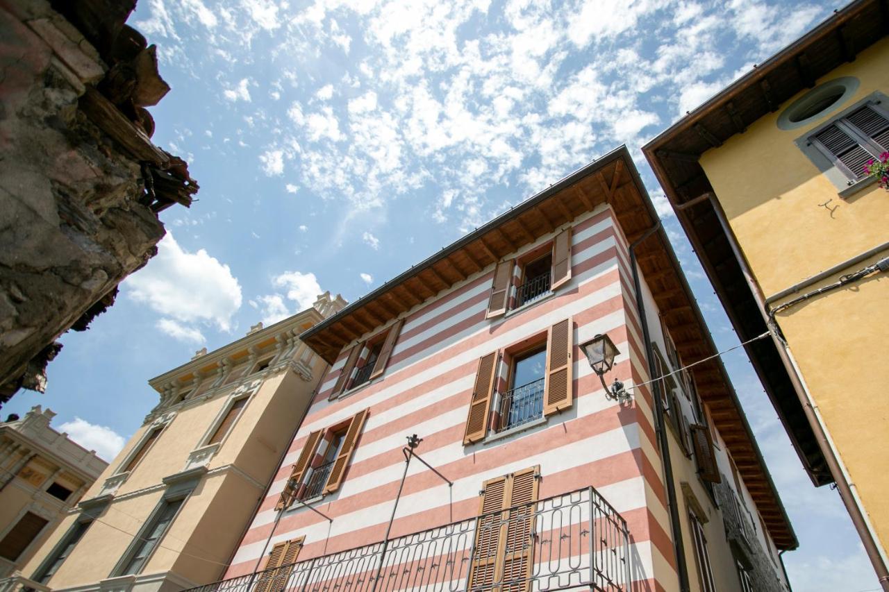 IseoLakeRental - Casa del Pescatore Riva di Solto Esterno foto
