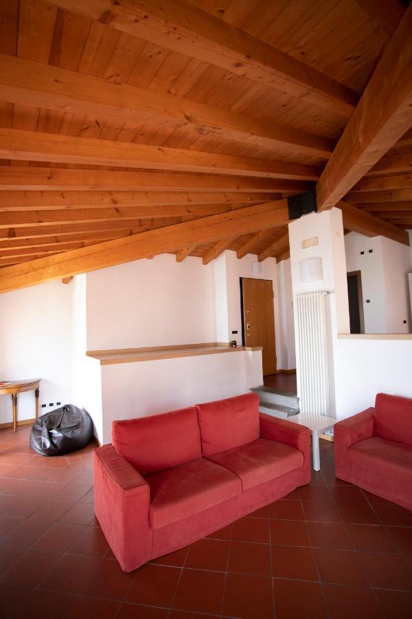 IseoLakeRental - Casa del Pescatore Riva di Solto Esterno foto
